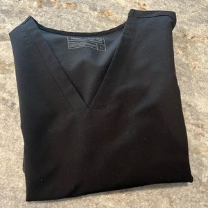 Black 3 pocket Large Figs Scrub Top